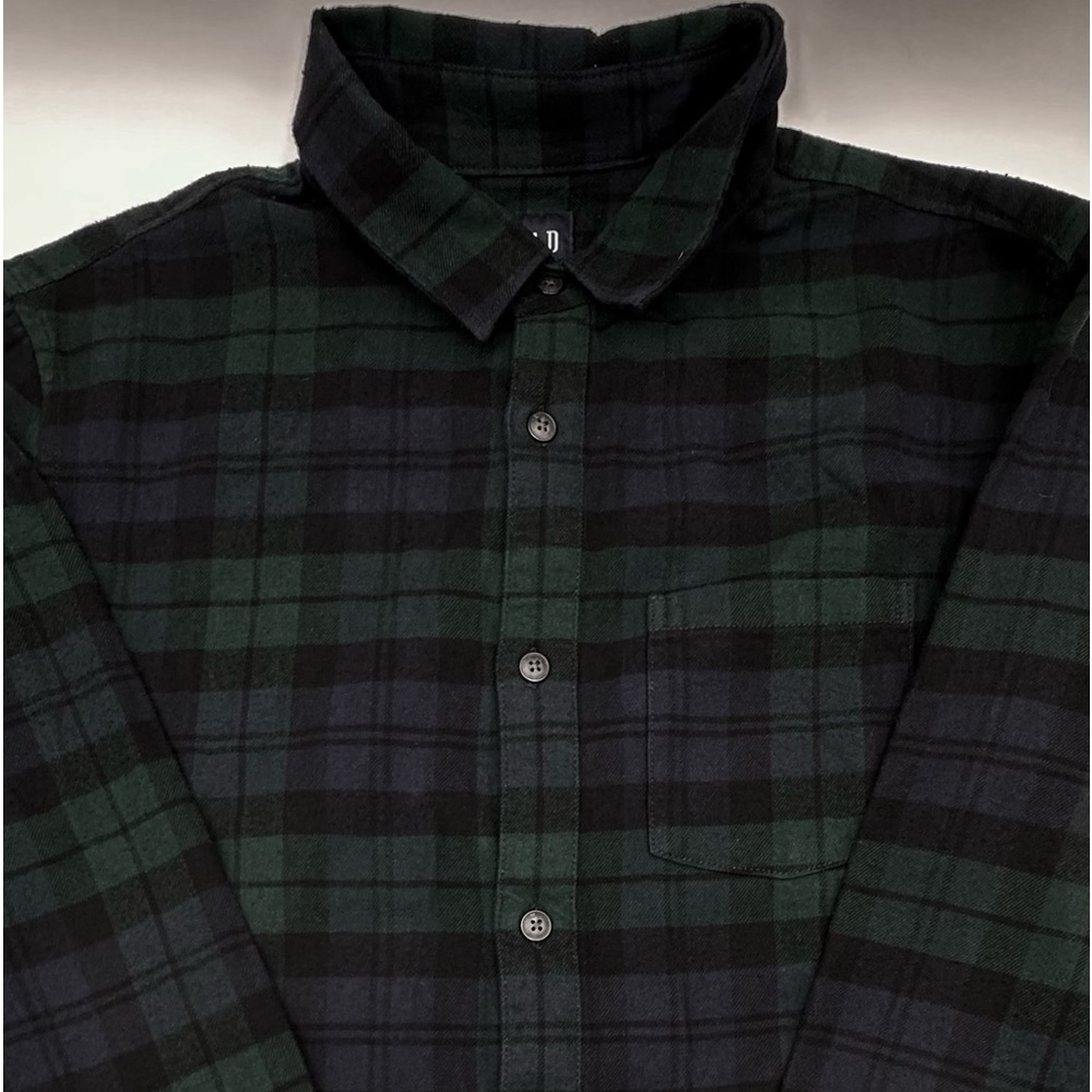 GAP MENS FLANNEL SHIRT SIZE MEDIUM GREEN PLAID LONG SLEEVE BUTTON UP NEW 2023